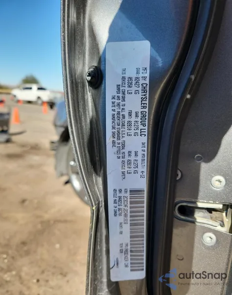 2012 Chrysler 300 Srt-8 z USA, uszkodzony, nr VIN 2C3CCAFJ2CH801818